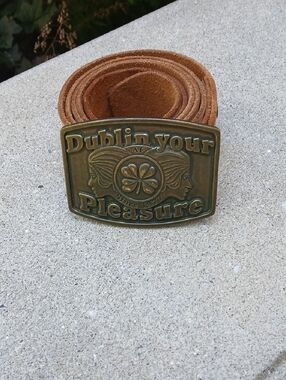 vintage DUBLIN YOUR PLEASURE irish twins IRELAND western BRASS cowboy Buckle